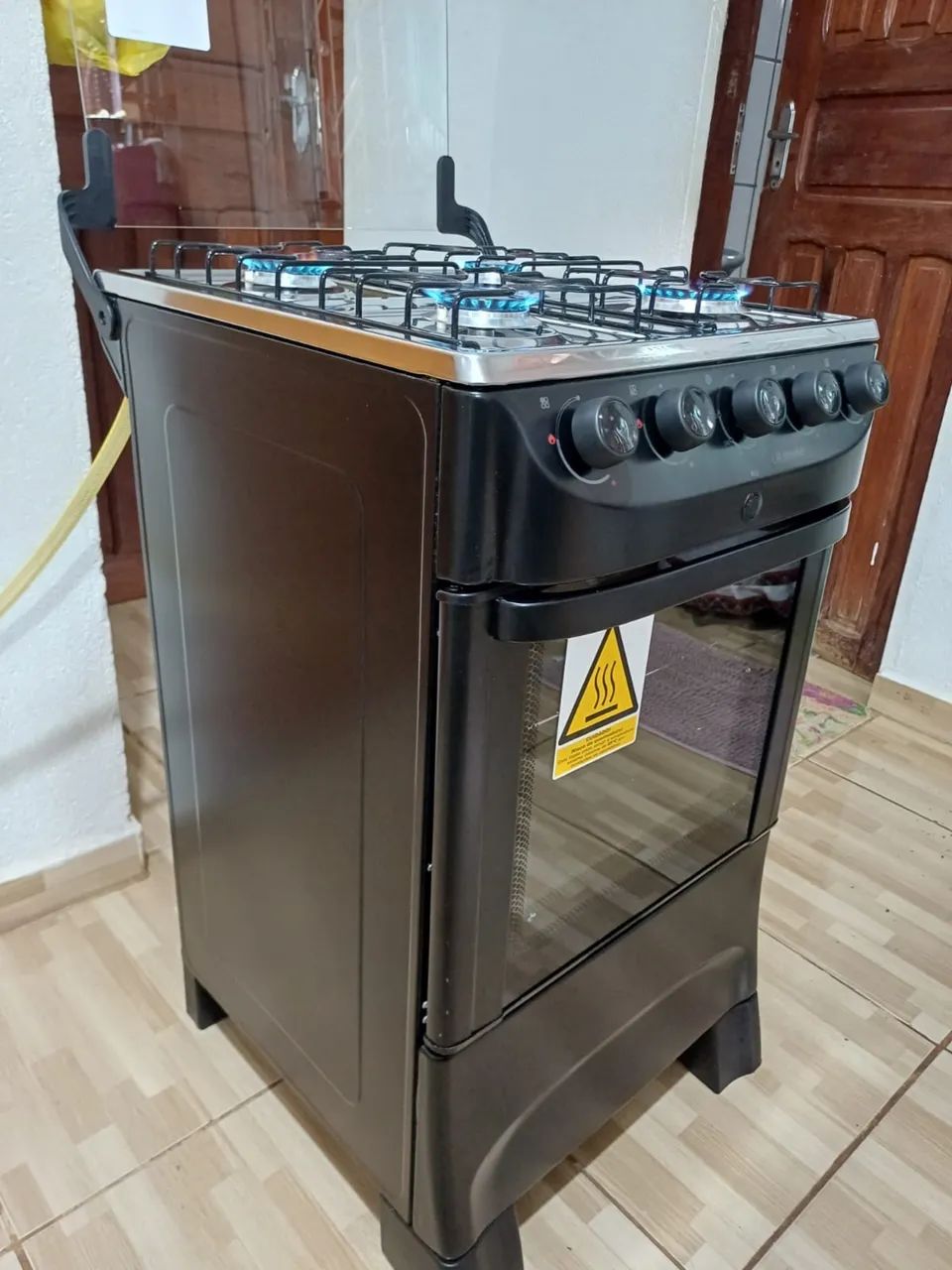 Fogão 4 bocas novo 