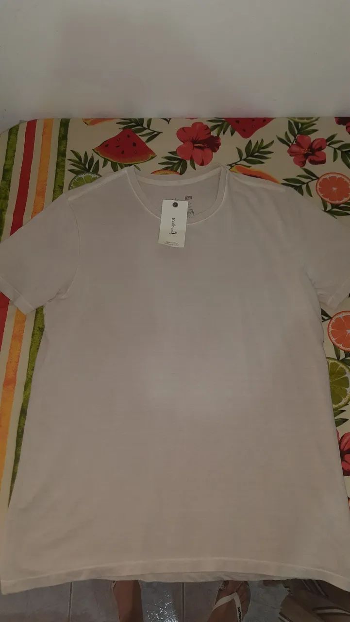 Camisa South G com etiqueta 