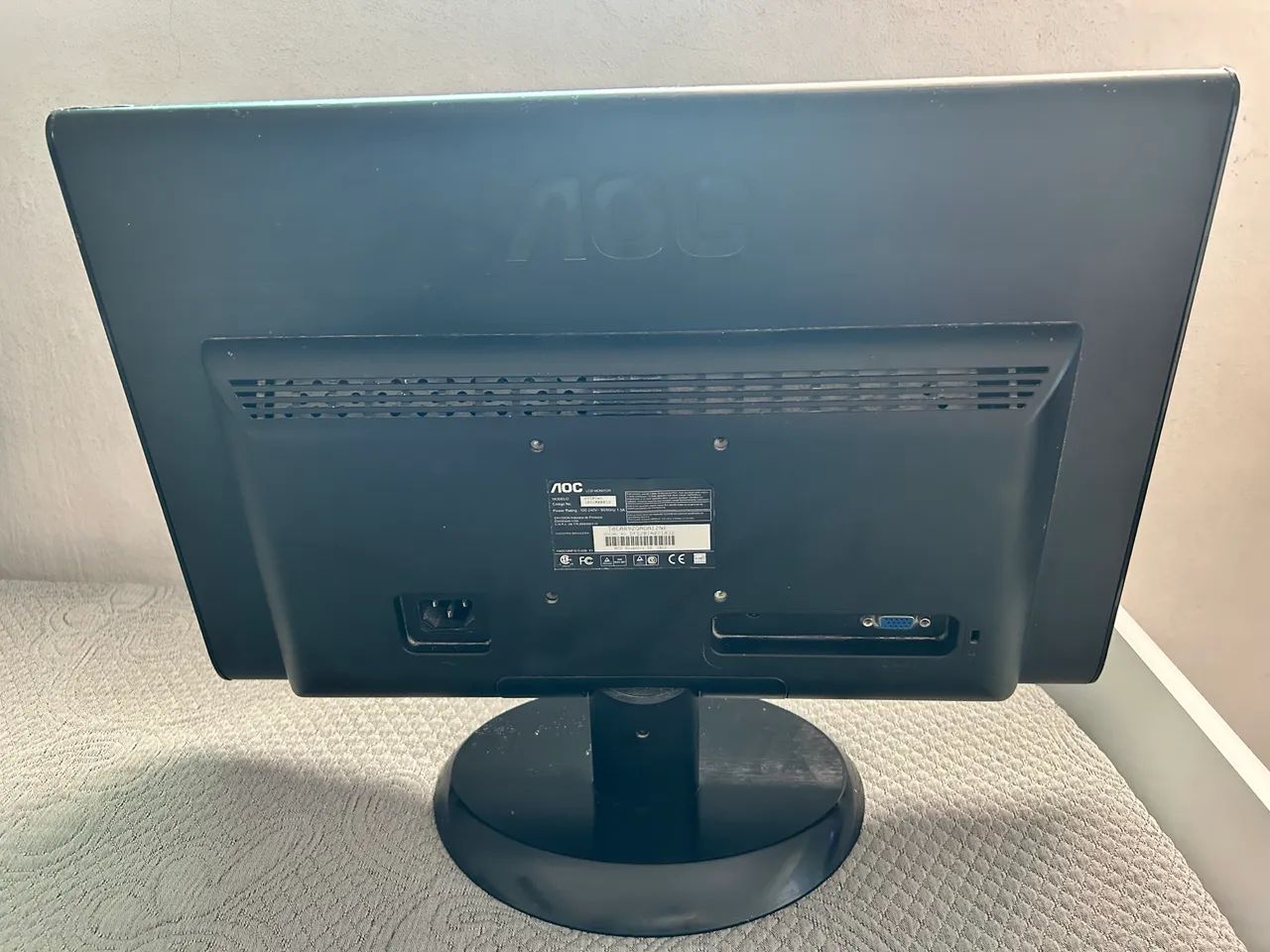 Monitor AOC e950Swn, 60hz, 18,5 polegadas - Foto 2