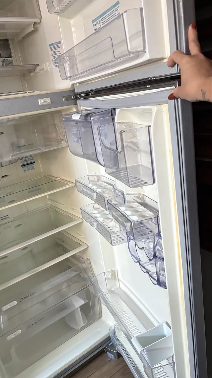 Geladeira frost free 800,00 - Foto 3