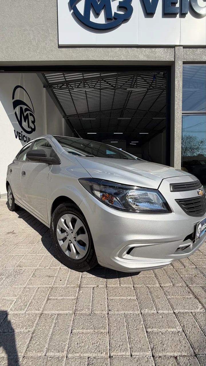 Chevrolet Onix ONIX HATCH Joy 1.0 8V Flex 5p Mec. 2019