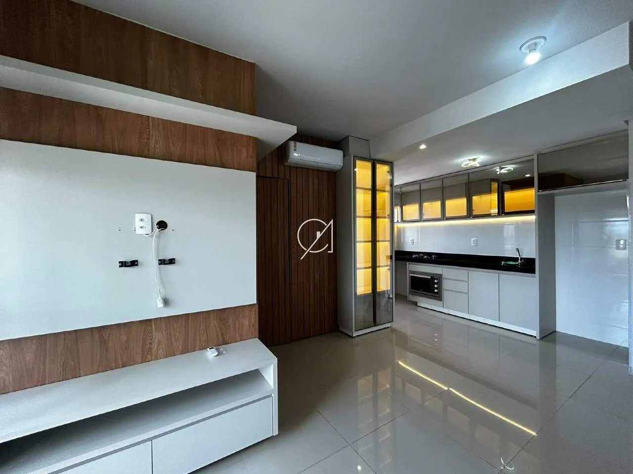 ALUGA-SE APARTAMENTO COM DOIS QUARTOS NA 603 SUL
