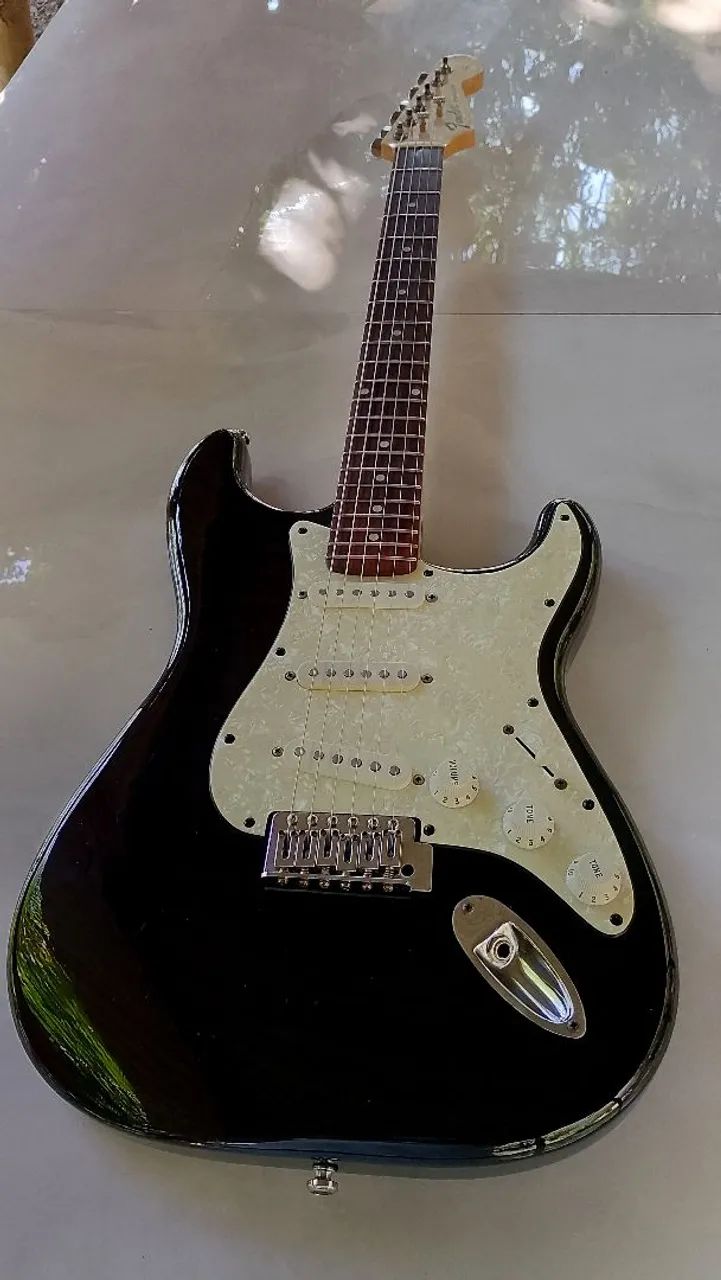 Guitarra stratocaster  - Foto 5