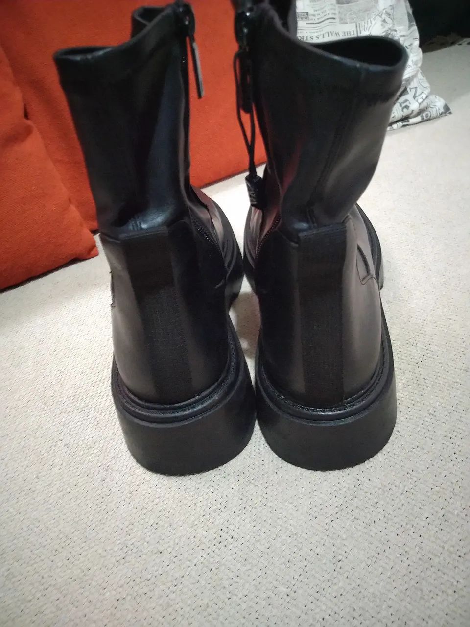 Bota Tratorada Zara Cano Médio Com Zíper 