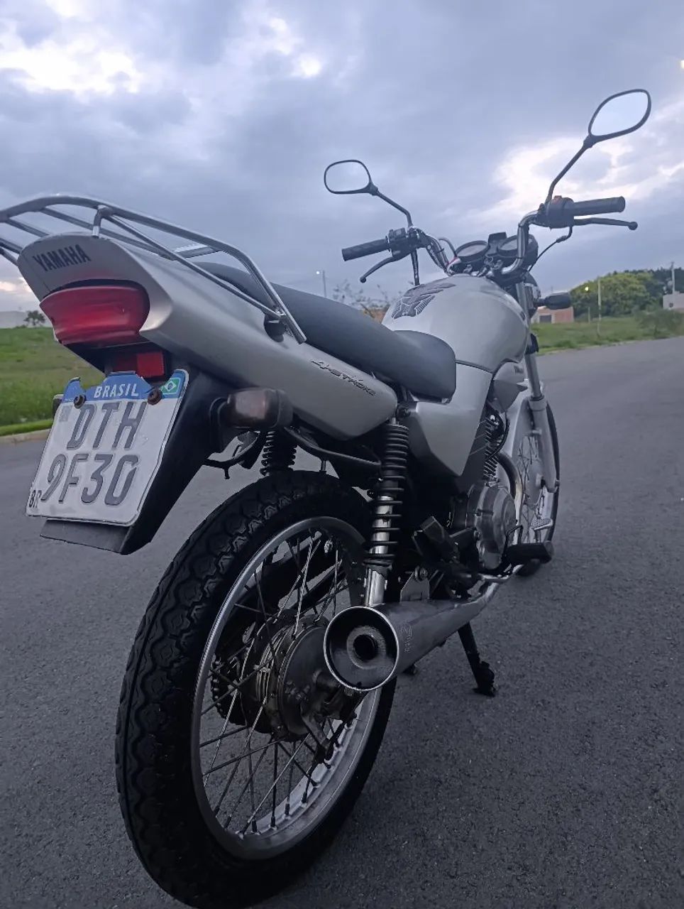 Yamaha YBR 125 - 2007 - Foto 4
