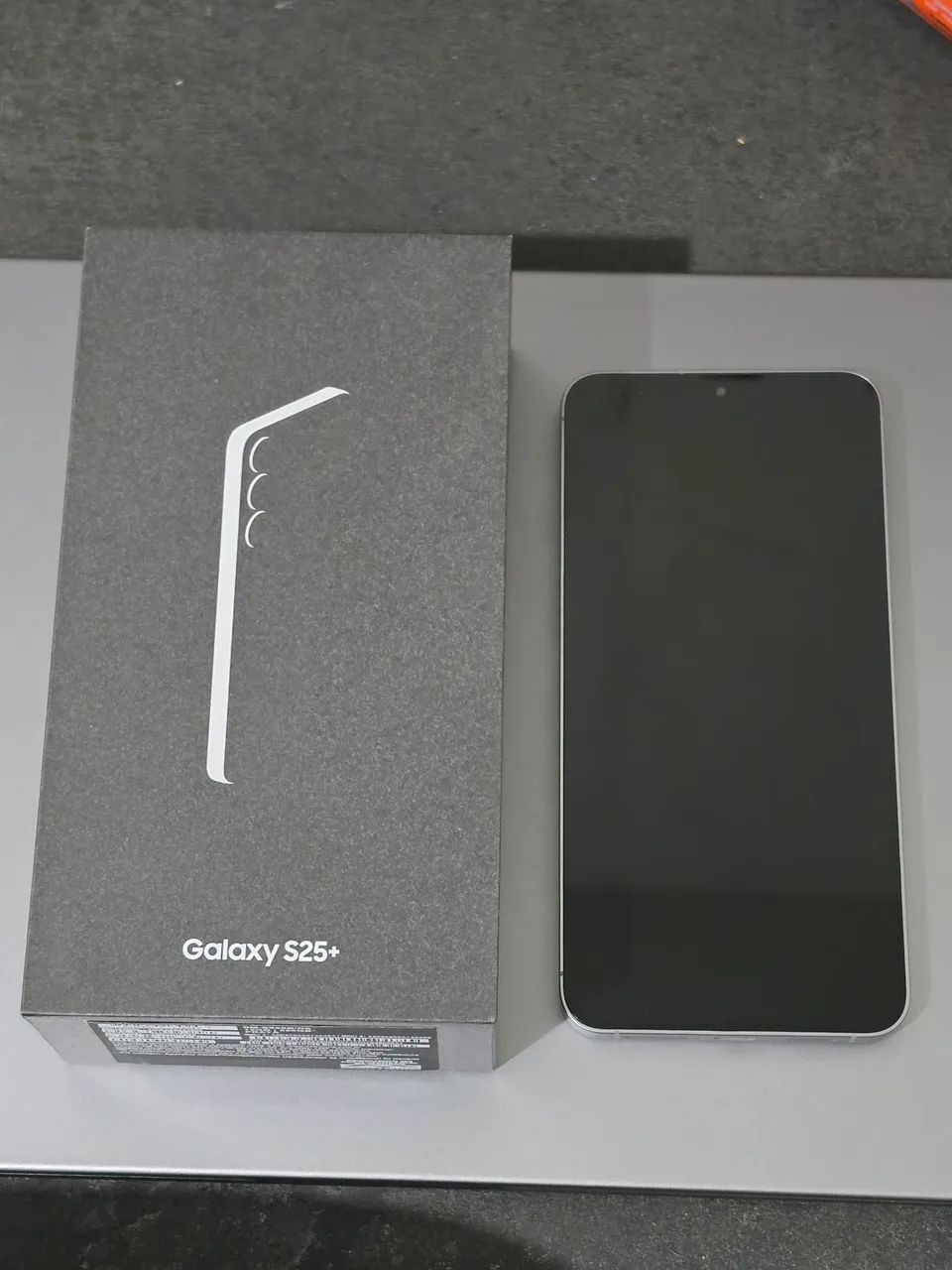 Samsung Galaxy S25 Plus 256GB Prata