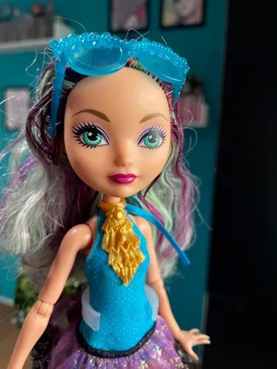 Boneca Ever After High Madeline Hatter - Usada - Foto 2