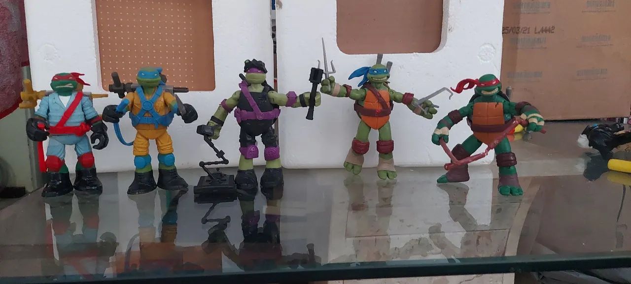 Lote com 5 Bonecos Tartaruga Ninja originais da marca Viacom  - Foto 4