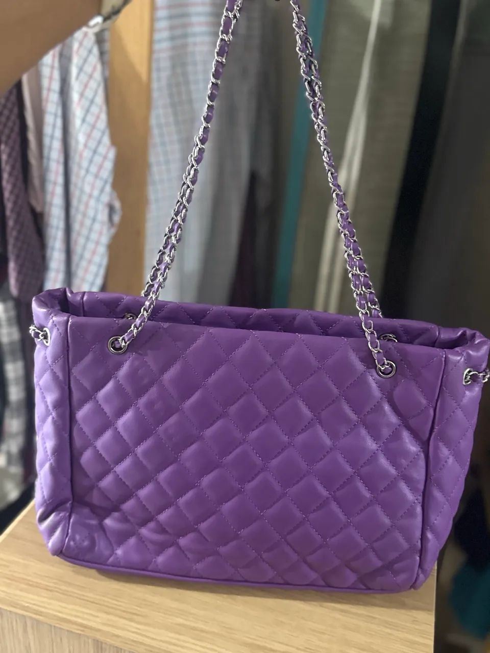 Bolsa lilás linda ombro , elegante 