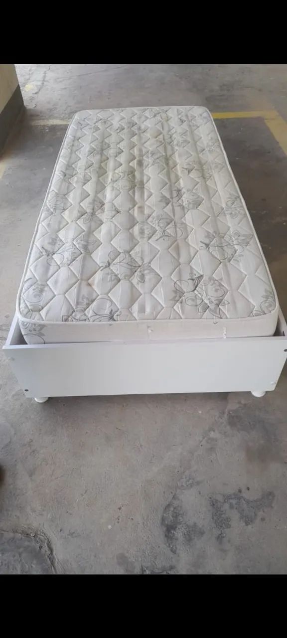 Cama solteiro mdf com colchão. - Foto 2