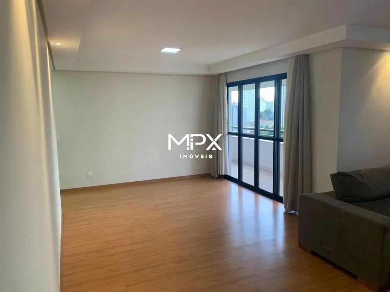 Apartamento à venda no Condomínio Edifício Maison Cartier em Piracicaba