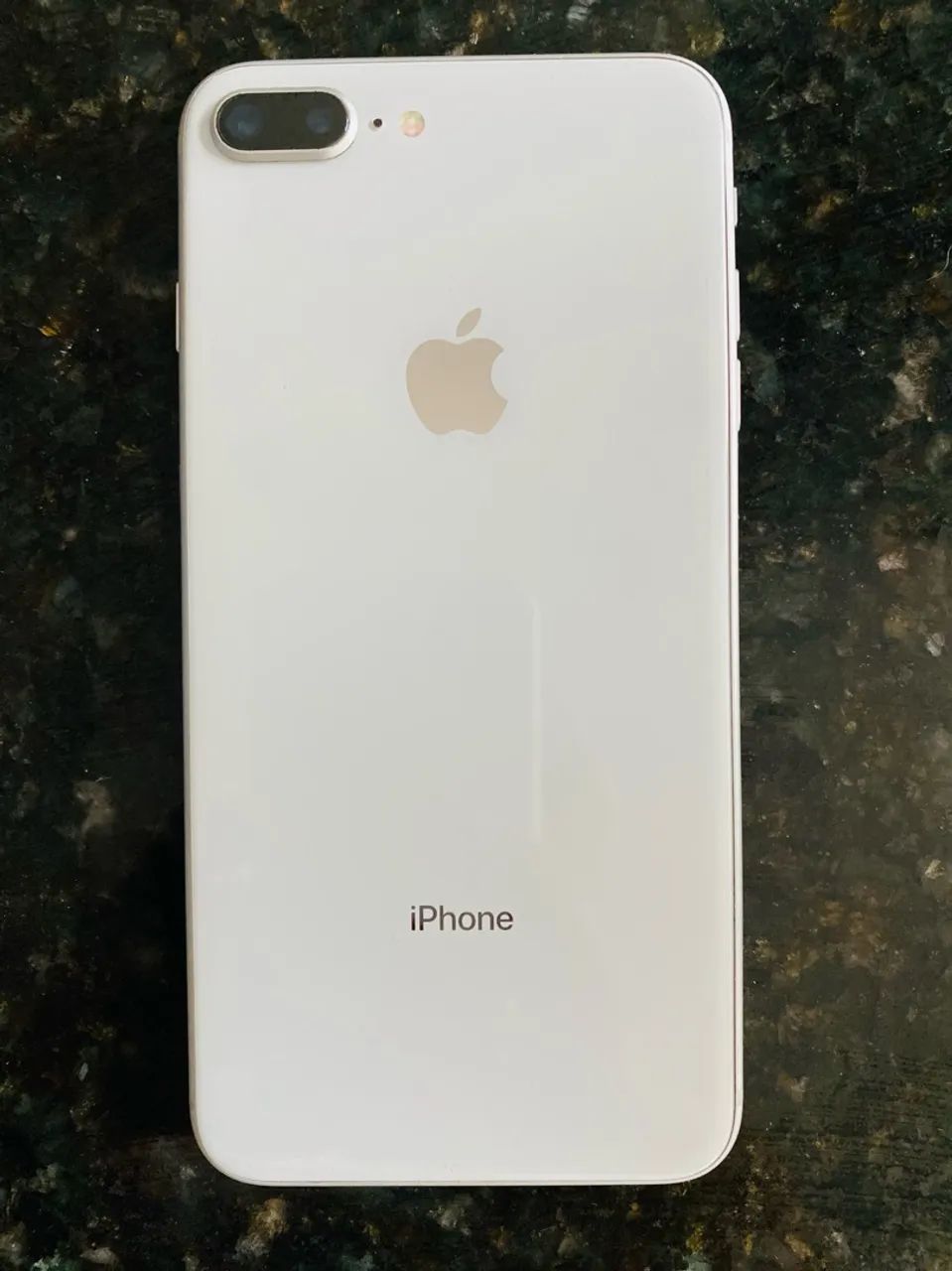 iPhone 8 Plus