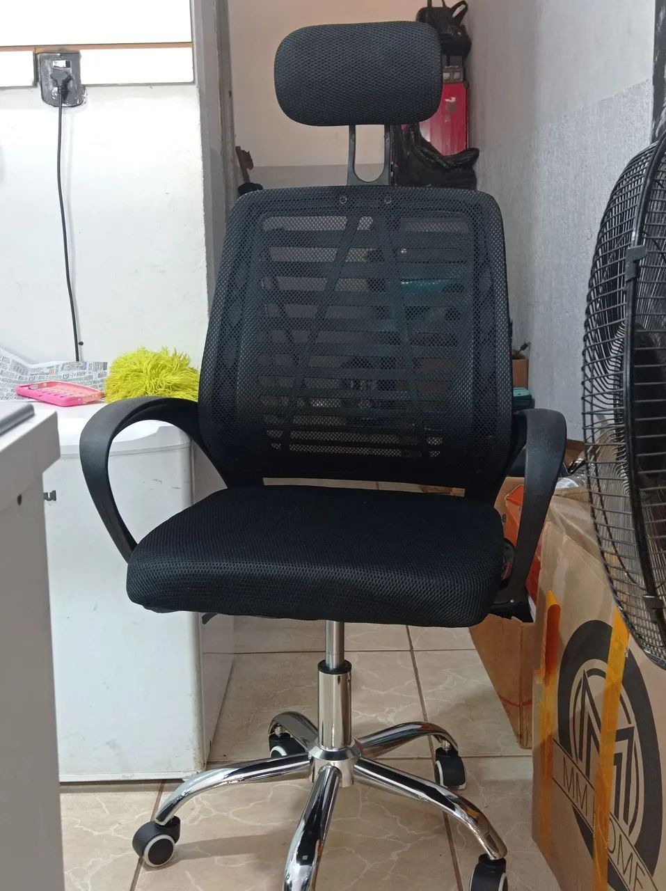 Cadeira De Escritório NOVA - Foto 2