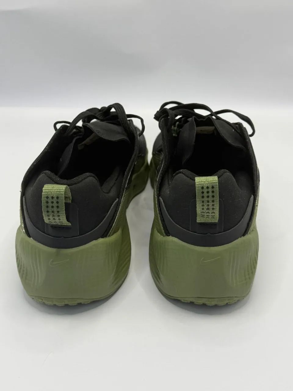 nike ava rover preto/verde size 39.5 - Foto 3