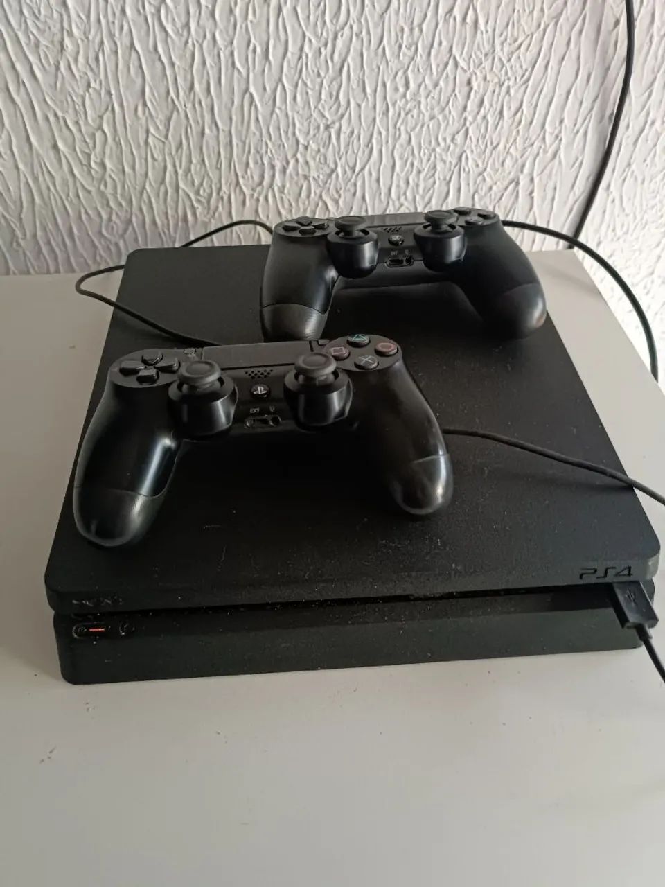 Ps4 slim 1T