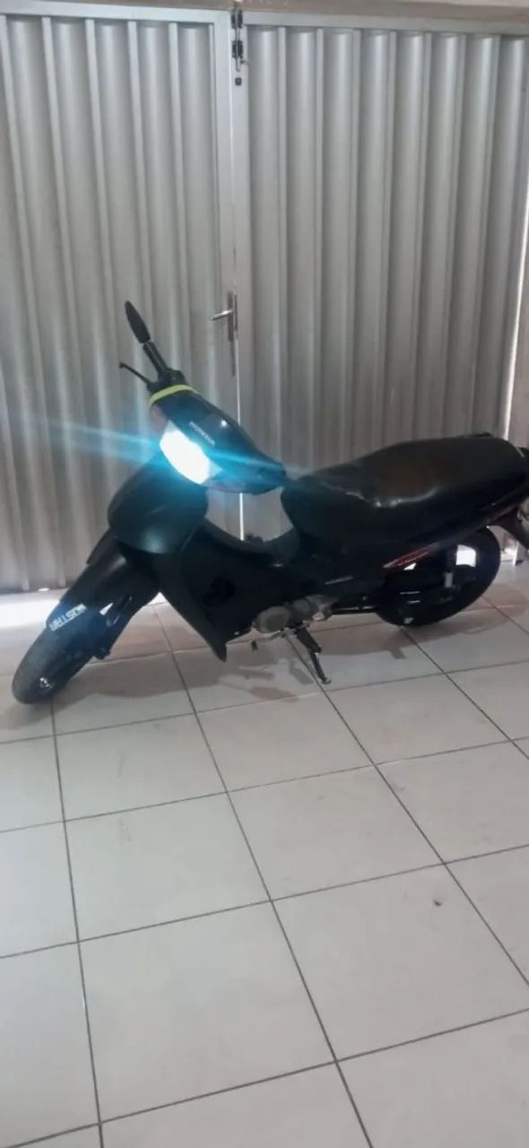 Biz 100 2003