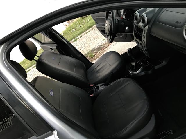 Fiesta Sedan 1.6 - 2014 _ 2.500 de entrada _ Completo _ 62 km - Foto 10