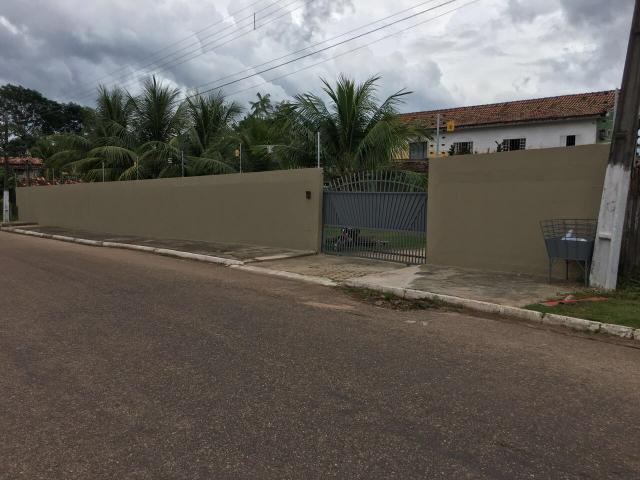 Vende-se ou aluga-se casa