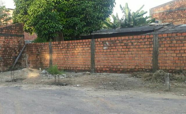 Terreno a 700 mt Br