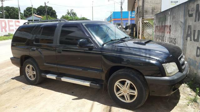 Blazer Executive 2.8 Turbo 4x4 Diesel ano 2005/2006 modelo 2006 motor MWM - Foto 5