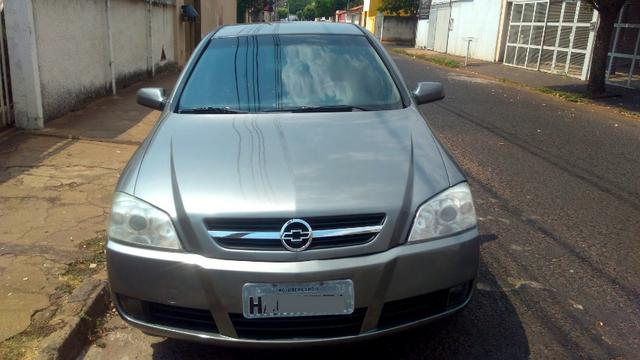 Astra 2.0 Completo Conservado 4 pneus novos - Foto 5