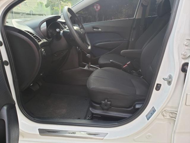 Hyundai HB20S confort style 1.6 13/14 flex aut. branca - Foto 8