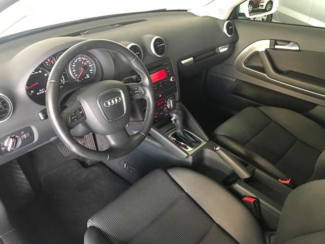 Audi A3 Sport 2010 branco 53 mil km - Foto 4