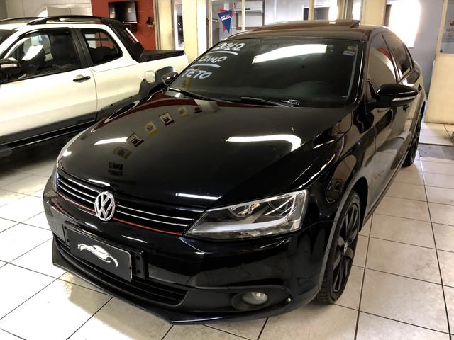 Jetta comfortline 2012 top 2.0 aut + teto solar (Vende, Troca e Financia)