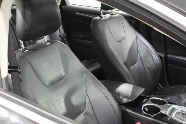 Fusion Titanium AWD - Foto 16