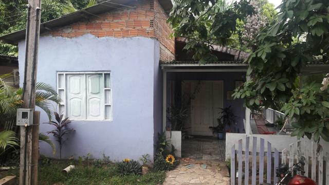 Vende-se casa em Epitaciolândia