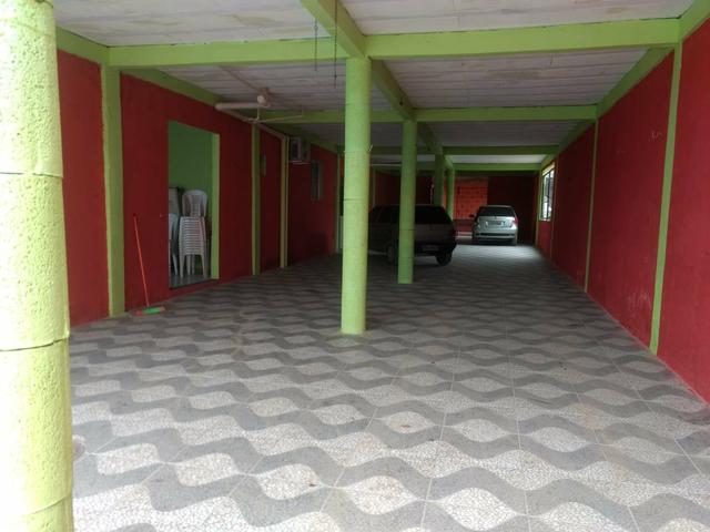 Vendo 4 casa , sendo uma com piscina e salão de festa com ponto de comércio. - Foto 6