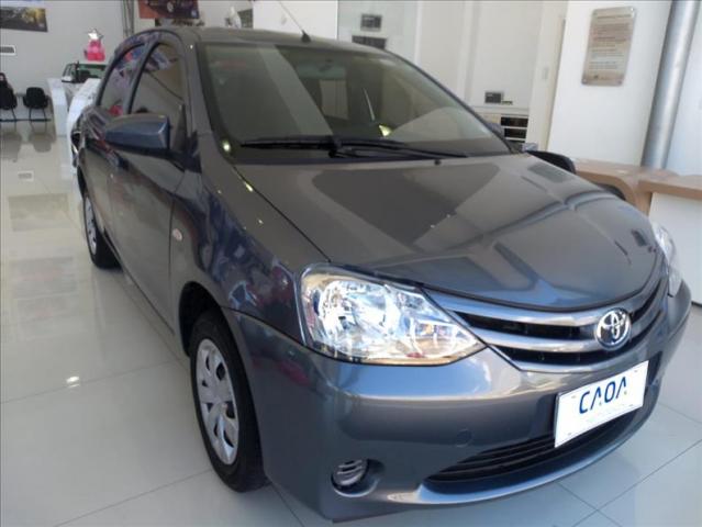 Toyota Etios 1.3 x 16v - Foto 4