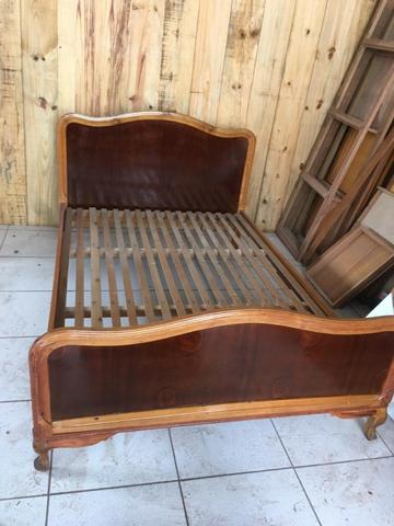 Cama de madeira maciça , estilo clássico - Foto 2