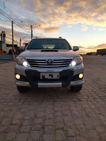 Hilux Sw4 2014 SRV 07 lugares - Foto 12