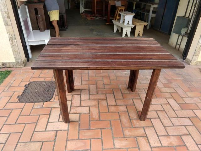 Mesa Rústica em Sucupira
