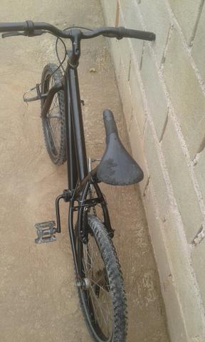Troco uma bicicleta,