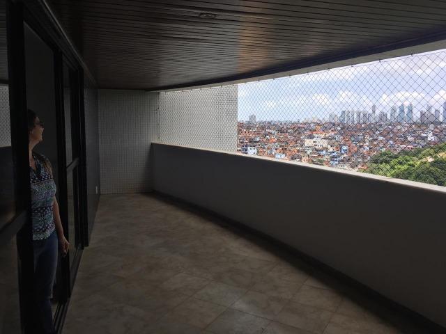 Apartamento 4/4 com Duas Suítes Duplex Cobertura Pituba - Foto 7