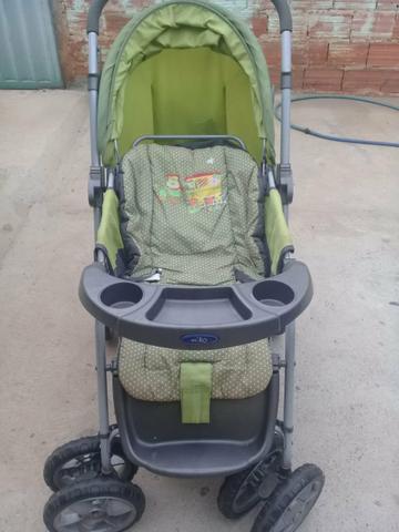 Carrinho de bebe conservado