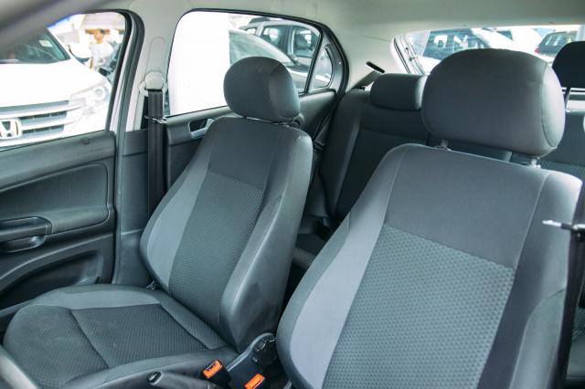 VOLKSWAGEN GOL 2018/2018 1.6 MSI TOTALFLEX COMFORTLINE 4P MANUAL - Foto 6