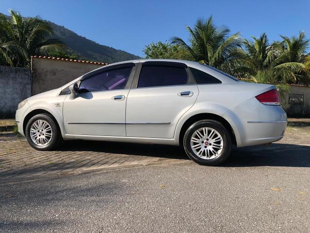 Fiat Linea HLX 1.9 com GNV