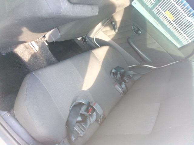 Fiat Siena 2010/2011 - Foto 6