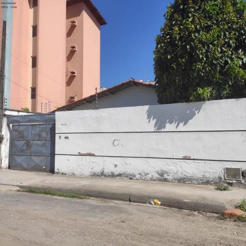 Terreno com Casa na Messejana