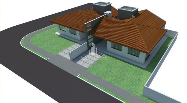 Casa de esquina com amplo espaço de terreno! - Foto 3