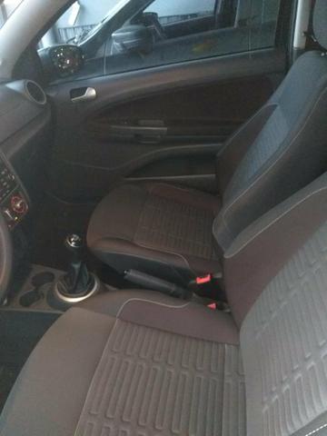 Saveiro highline 2015 cabine dupla, 5 lugares é na World Car - Foto 8