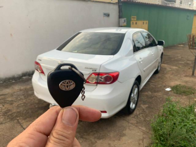 Toyota Corolla xei 2.0 aut 2012 2013 - Foto 3