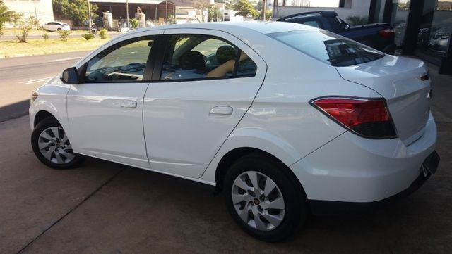 Prisma 1.4 LT 2013 - Foto 6