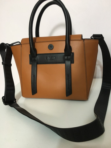 Bolsa Colcci original Alça Larga Lettering marrom - Foto 5