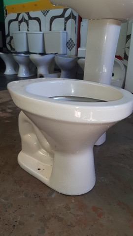 LINDO Conjunto de banheiro  na cor BEGE, LAVATÓRIO+VASO+COLUNA - Foto 6