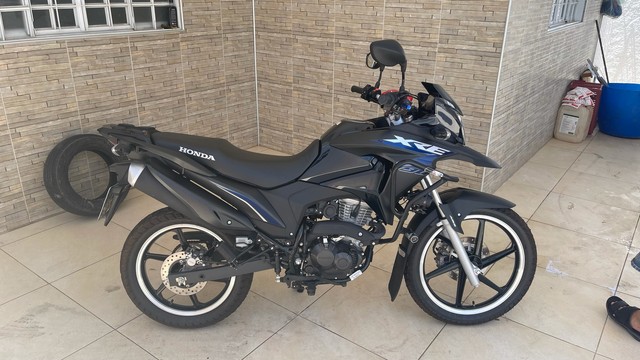 MOTO HONDA XRE 190