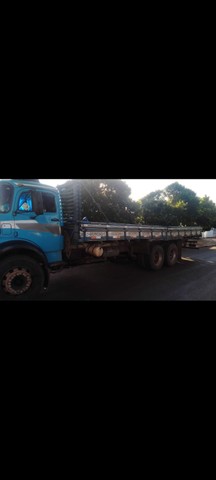 CAMINHÃO